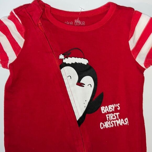 🛍Cute Little neutral gender Christmas Sleeper size 3 Months 🛍 - Picture 2 of 6